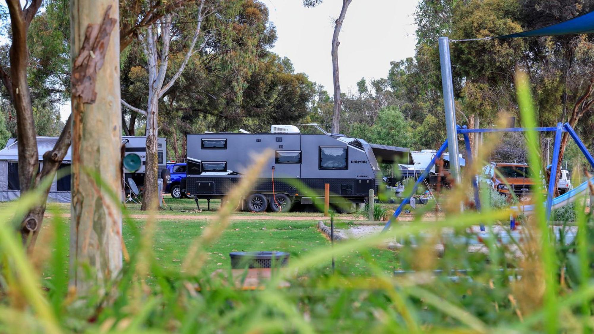 Yarrawonga Riverlands Tourist Park المظهر الخارجي الصورة
